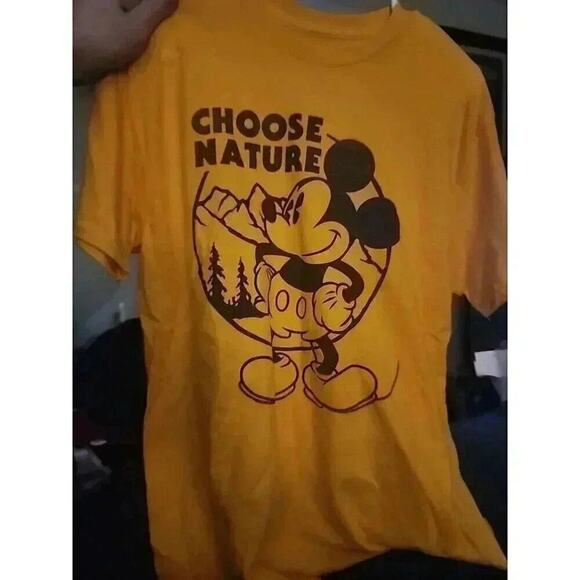 Disney Mens Mickey Mouse Choose Nature Yellow Tee Shirt Sz M NWT Excellent CR6 - Picture 2 of 5